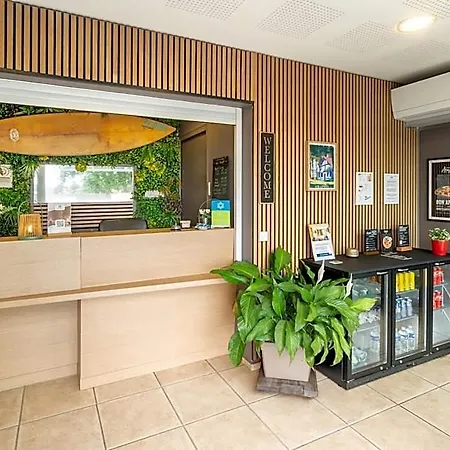 Hotel Sure By Western 3*